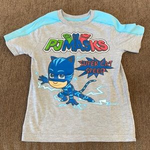 ⭐️3/$12 boys 4 PJ MASKS short sleeve shirt gray and light blue